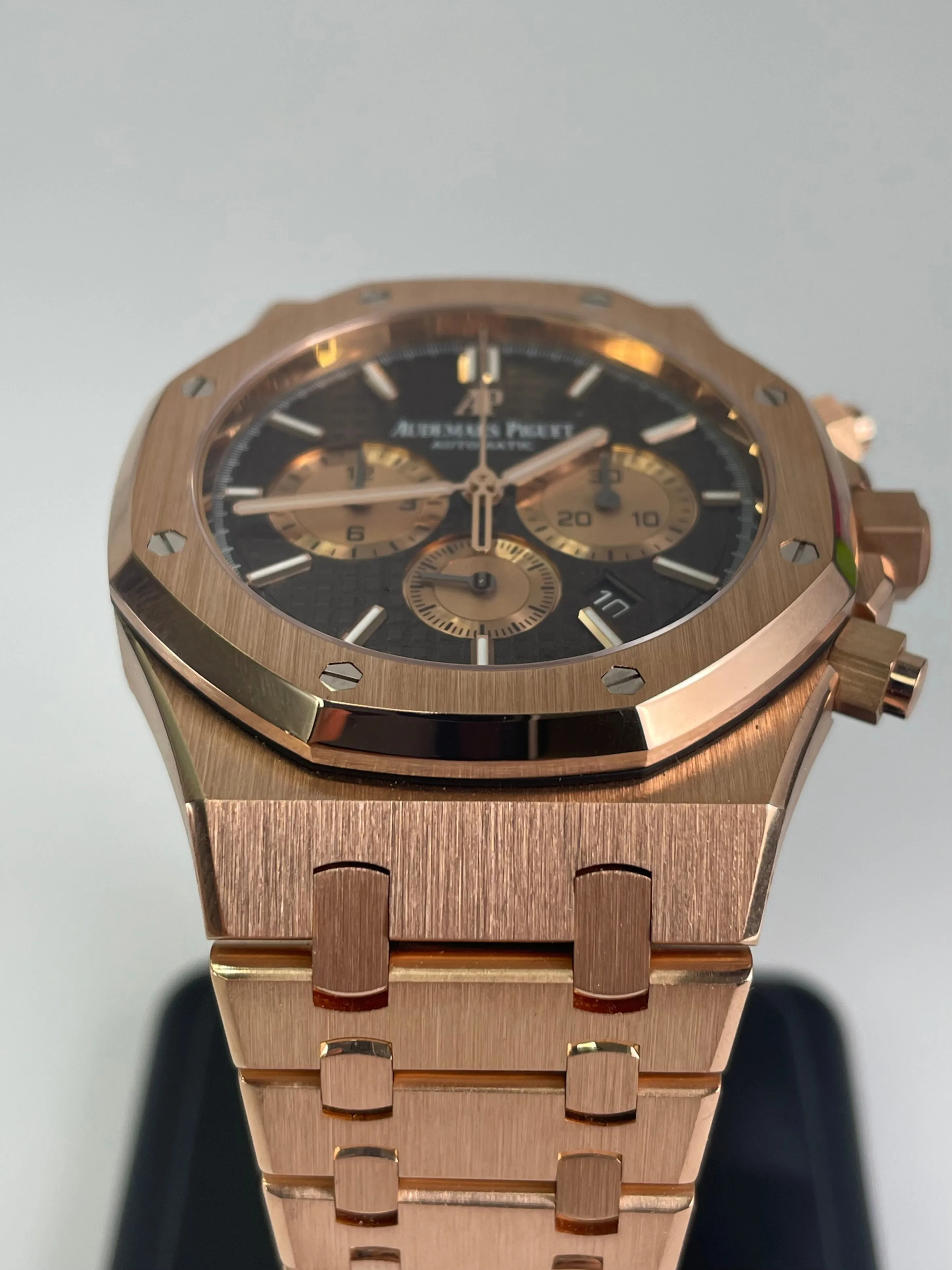 Audemars Piguet Royal Oak Selfwinding Chronograph/ 18K Rose Gold/ Brown Dial/ Rose Gold Sub-Dials (Ref#26331OR.OO.1220OR.02)