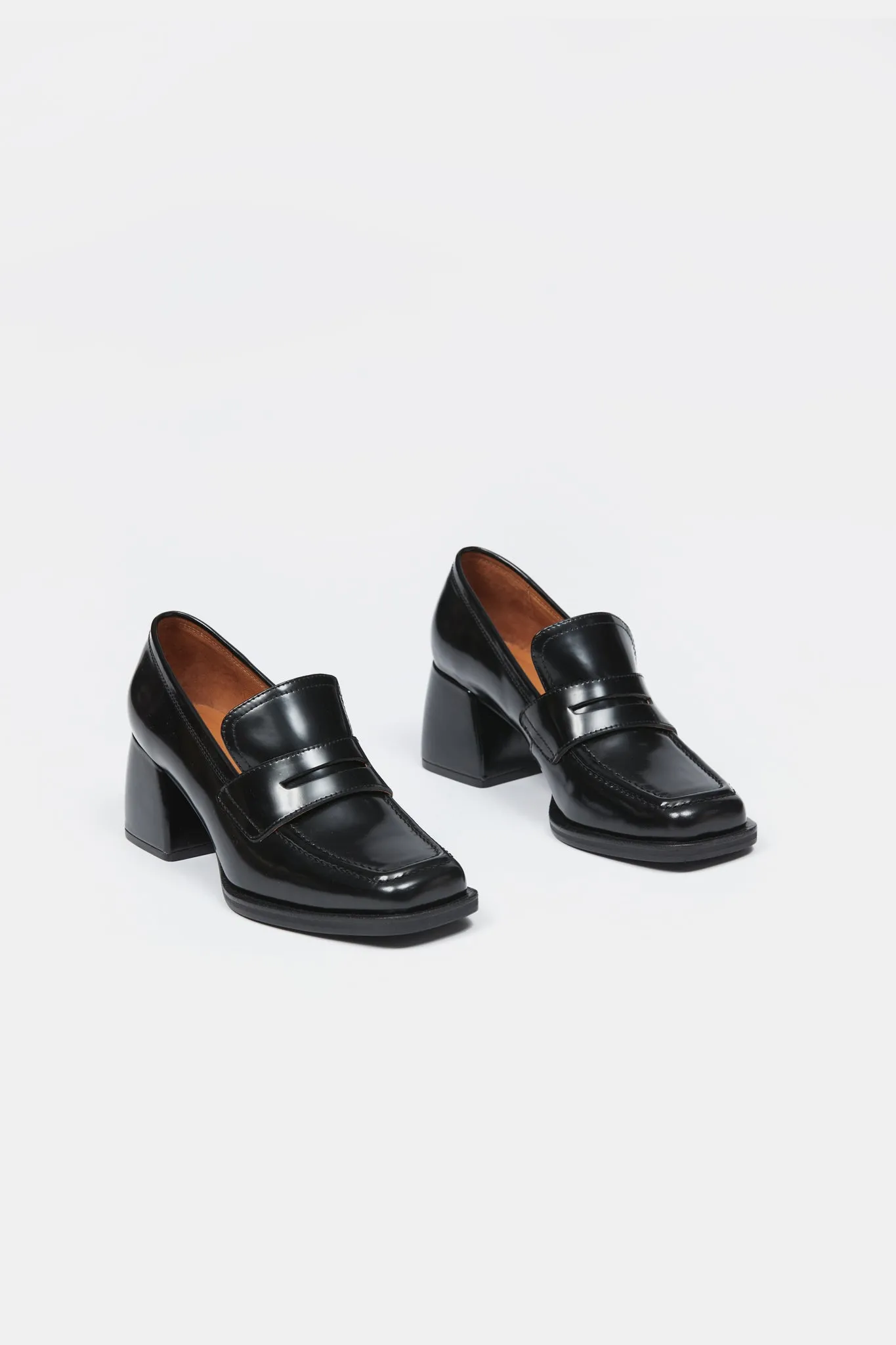 Cara Loafer Heel Black