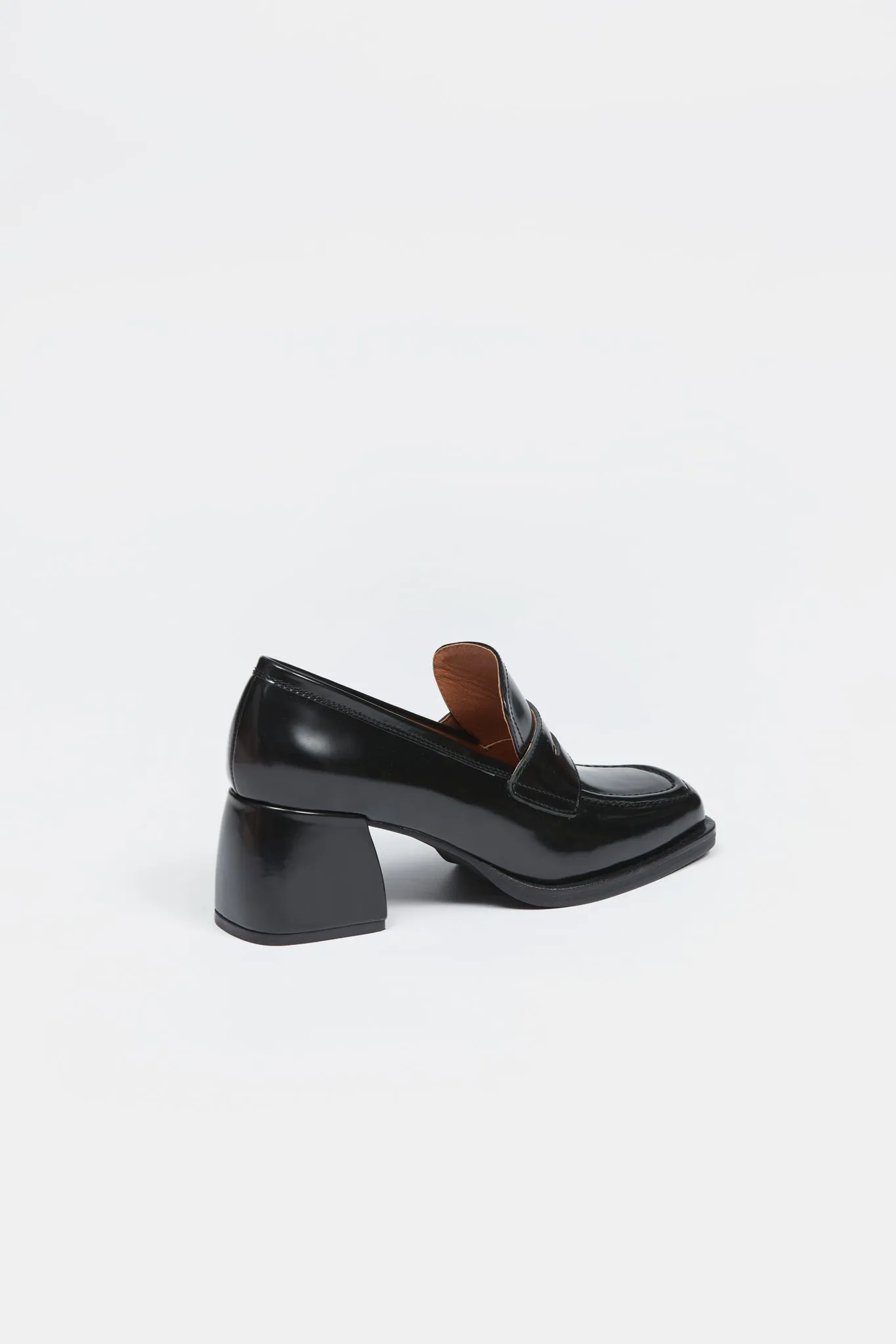 Cara Loafer Heel Black