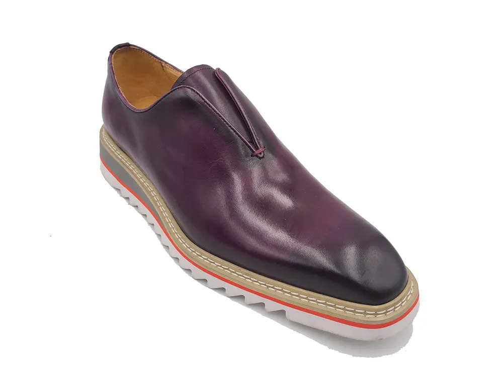 Laceless Loafer with Contrast color lightweight sole