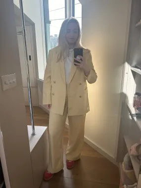 NA-KD Yellow Suit